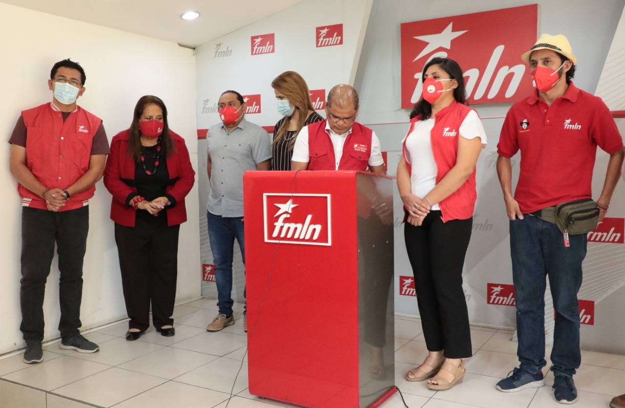 Se agudiza crisis interna en el FMLN tras nombramiento del jefe de fracción