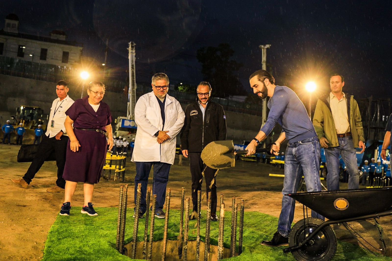 Presidente Bukele Coloca La Primera Piedra Del Nuevo Hospital Rosales