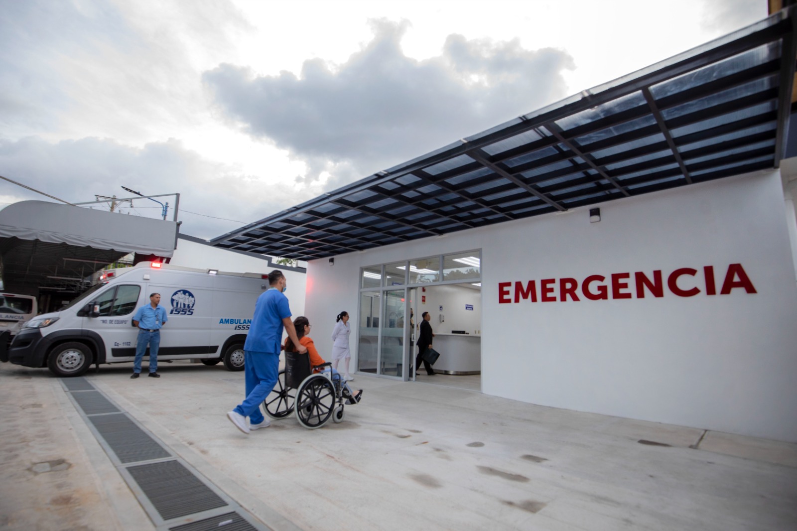 Inauguran Servicio De Emergencia En El Hospital Médico Quirúrgico Y ...