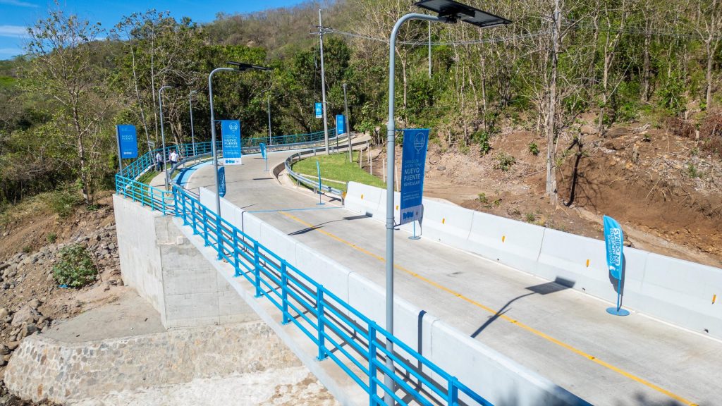 Nuevo puente sobre río El Jute mejora conectividad para más de mil habitantes en Zaragoza