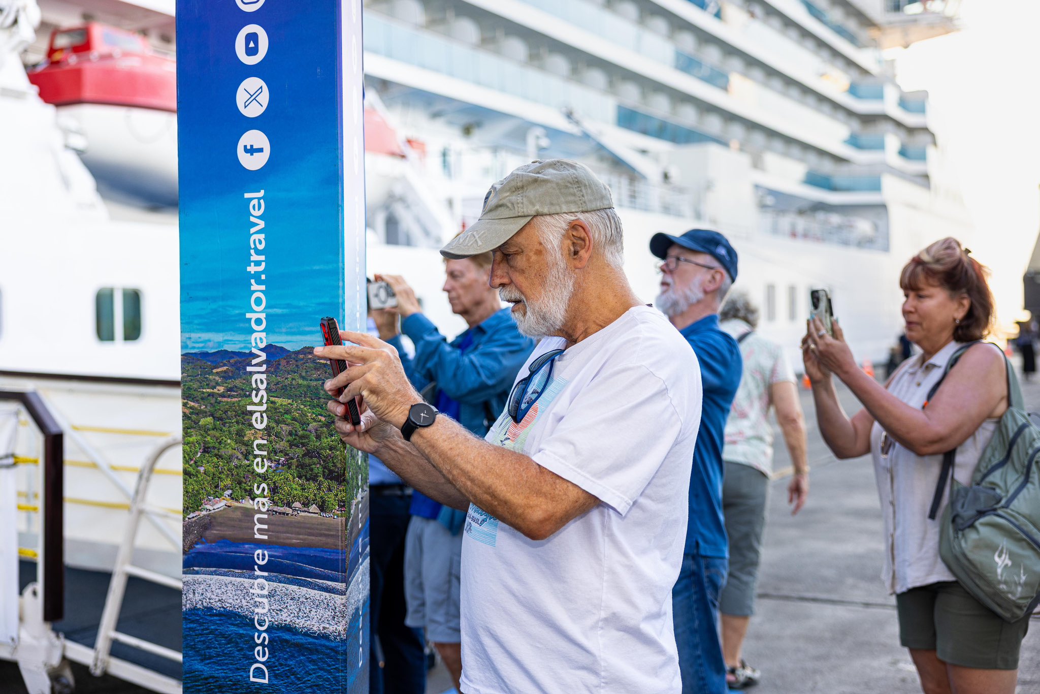 Corsatur proyecta 4.2 millones de visitantes internacionales al cierre de 2026